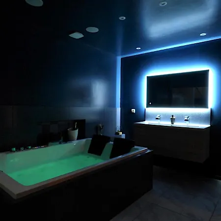 La Suite - Loft Spa Tavernes Exterior photo